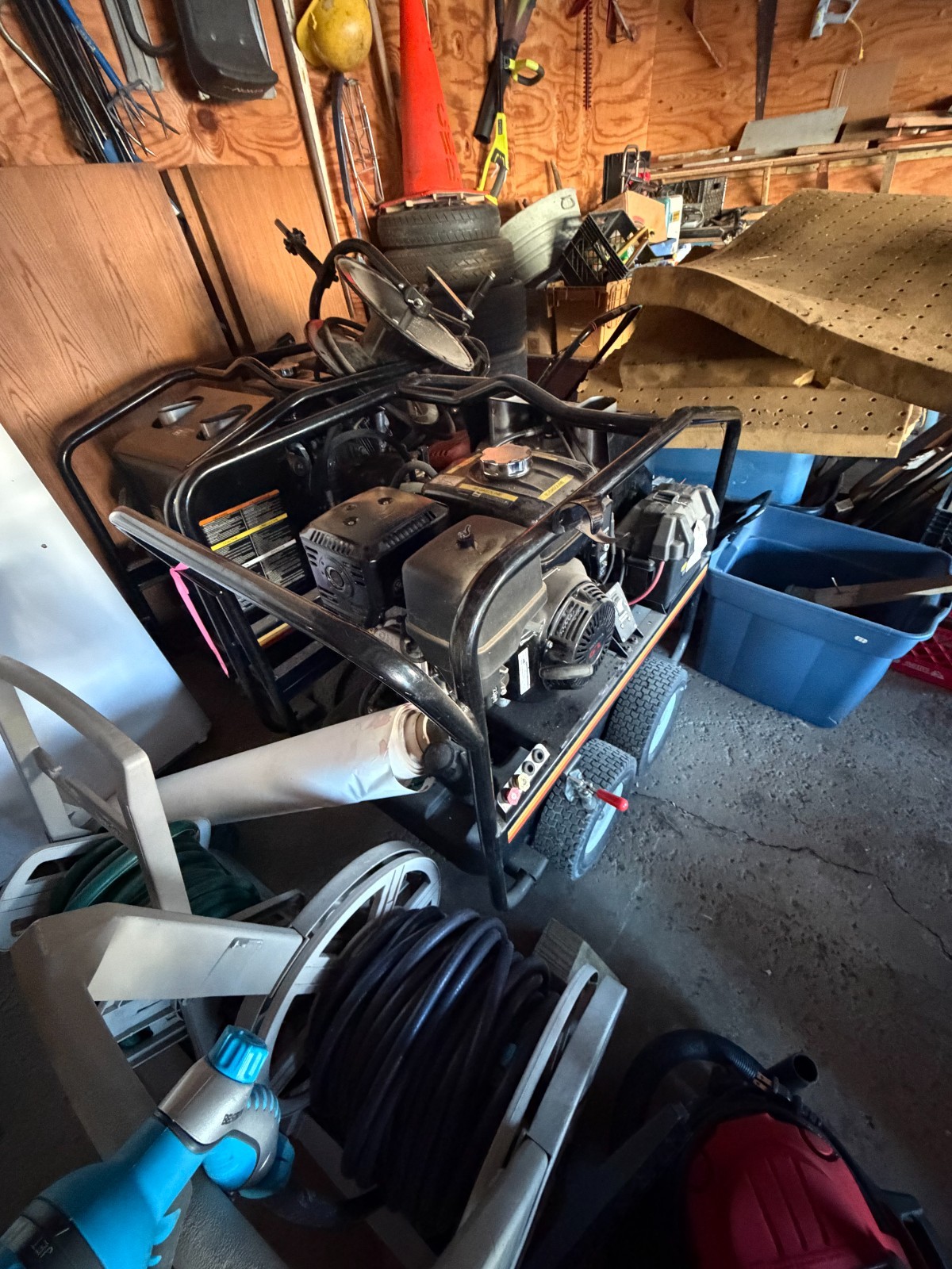 Mi-T-M Gh-3003-3Mgh Medium Duty 3000 Psi 2.8 Gpm Hot Water Gas Pressure Washer