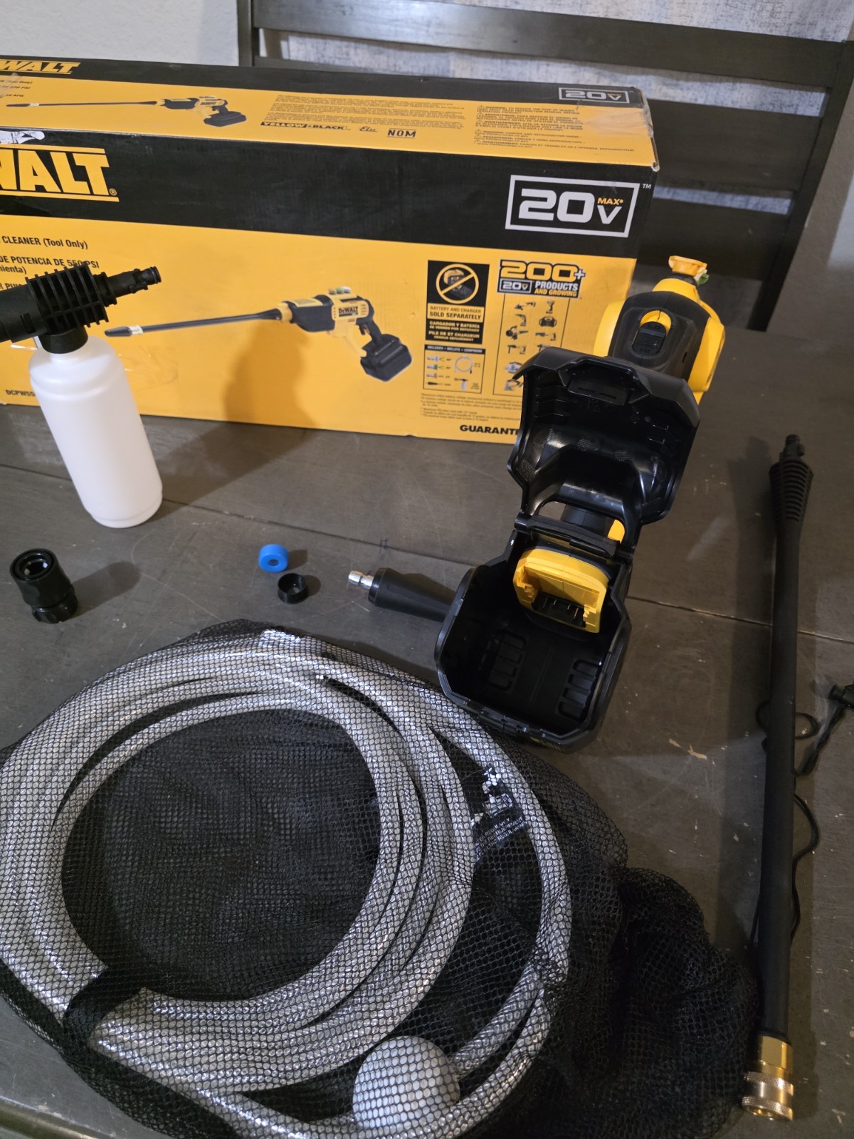 DEWALT 20V MAX 550 PSI Cold Water Power Cleaner (TOOL ONLY) DCPW550B
