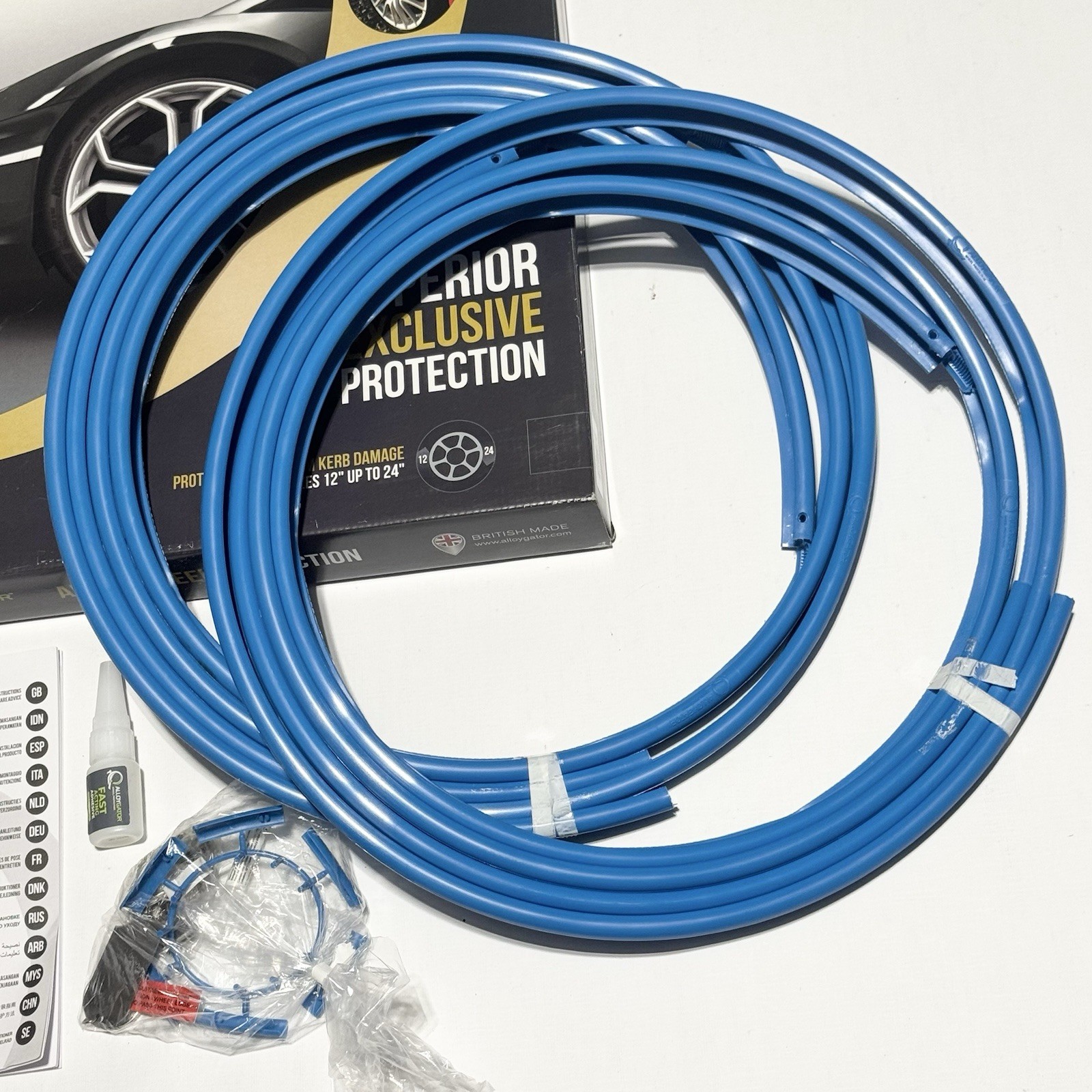 AlloyGator Blue Rim Protector for Car Wheels Fits 12-24 Wheel Diameter Listing A