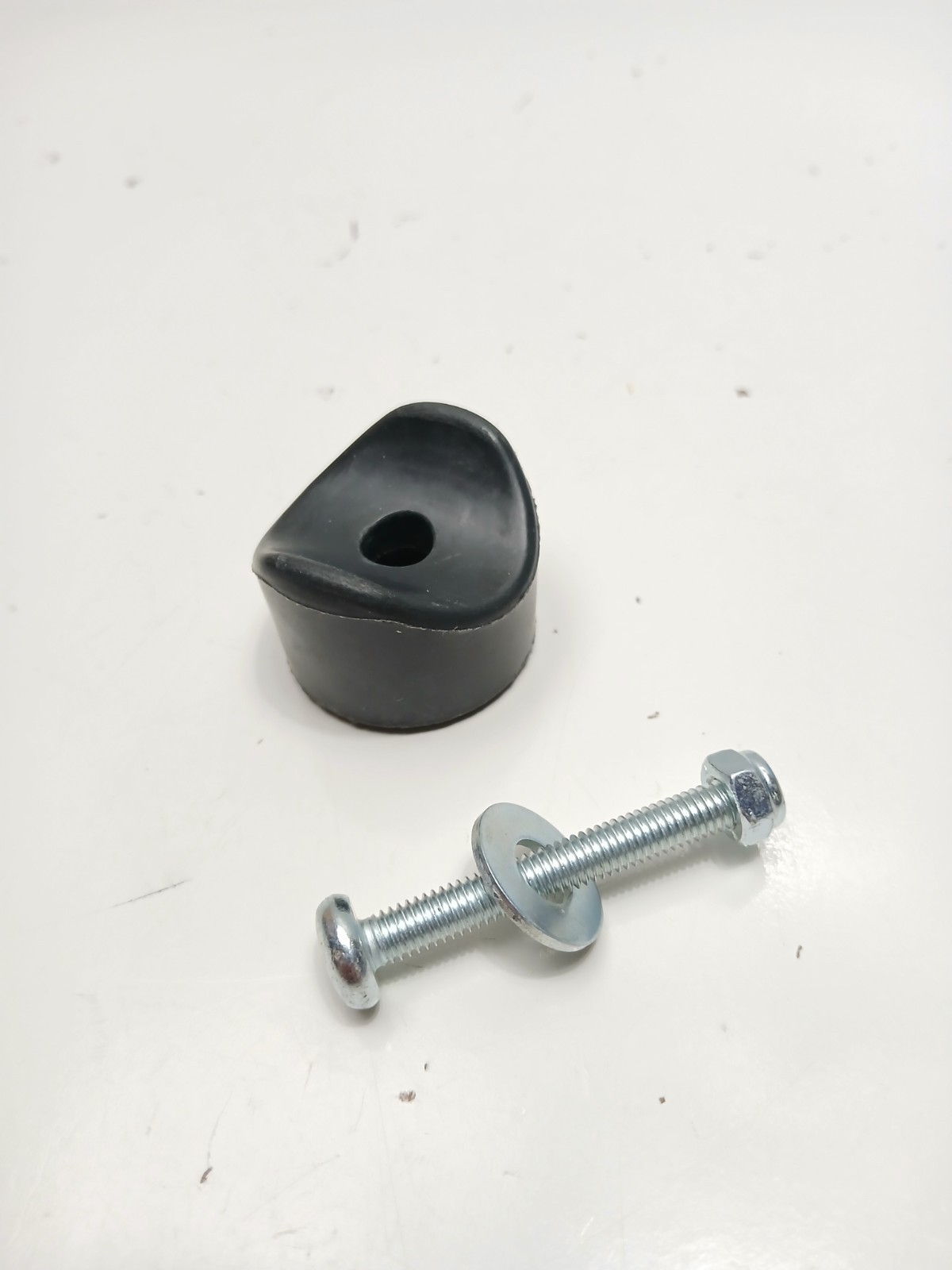 Ryobi OEM Rubber Shoe Assembly RY142300 Corded 2300psi Pressure Washer