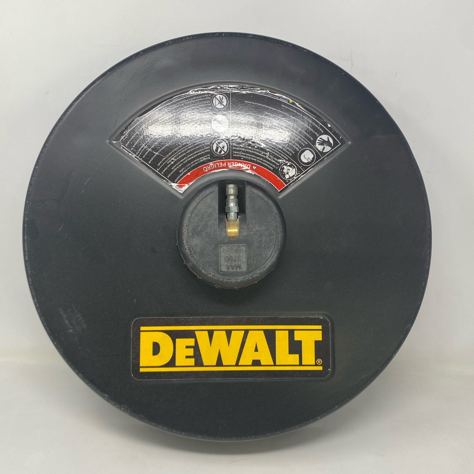 DEWALT 18″ 3700 PSI Surface Cleaner, Black Steel Deck DXPA37SC
