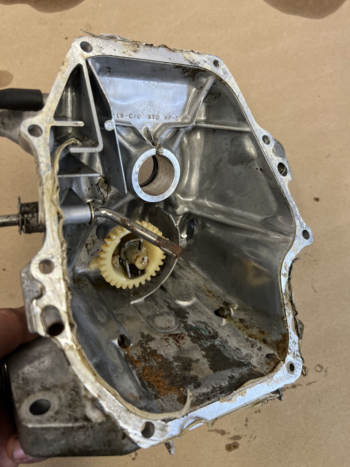 Honda XR2600 5.0 HP Crankcase Halve Engine Case Bottom B240