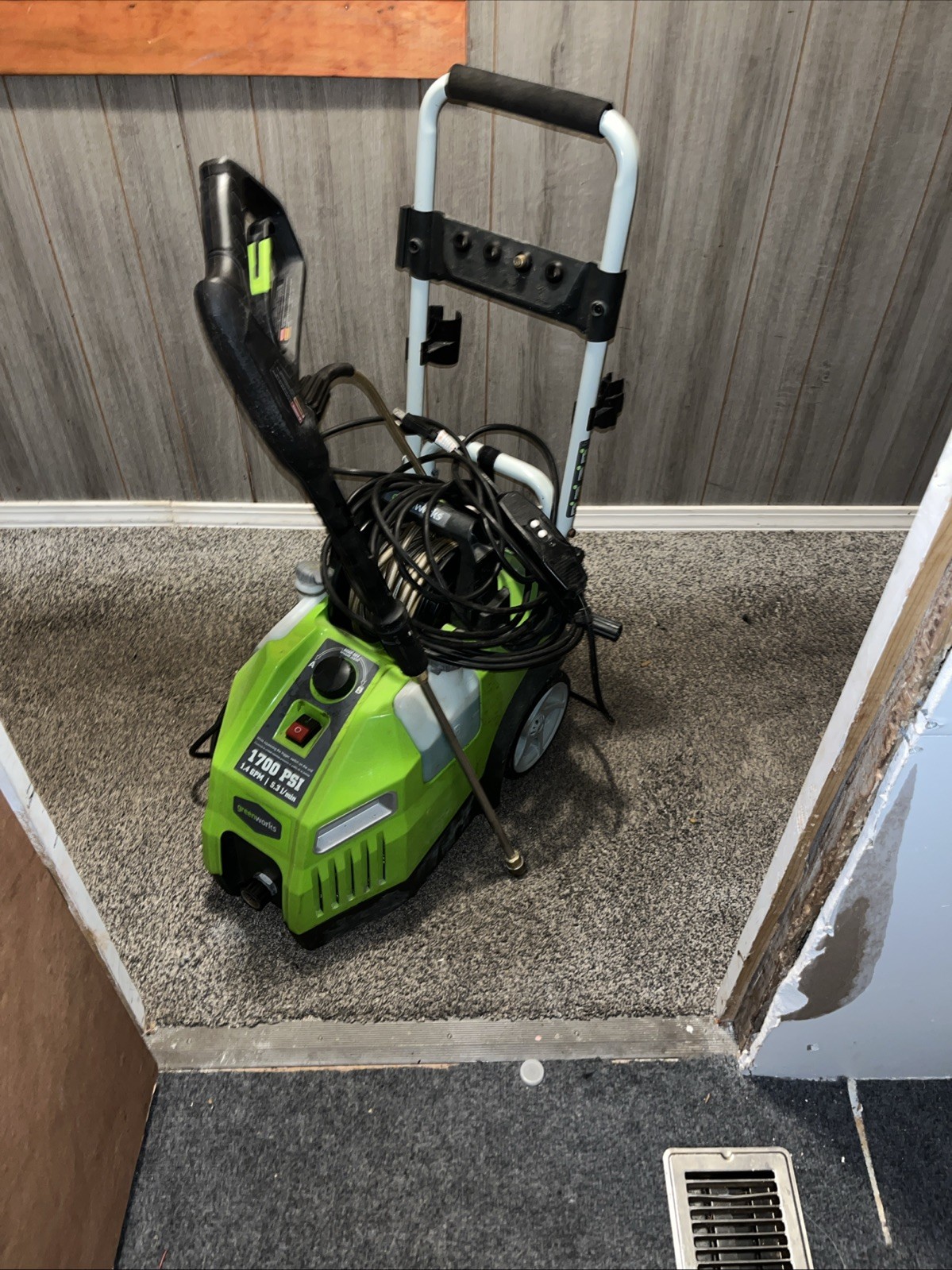 Green Works 1700 Psi 1.4 GPM Electric Pressure Washer