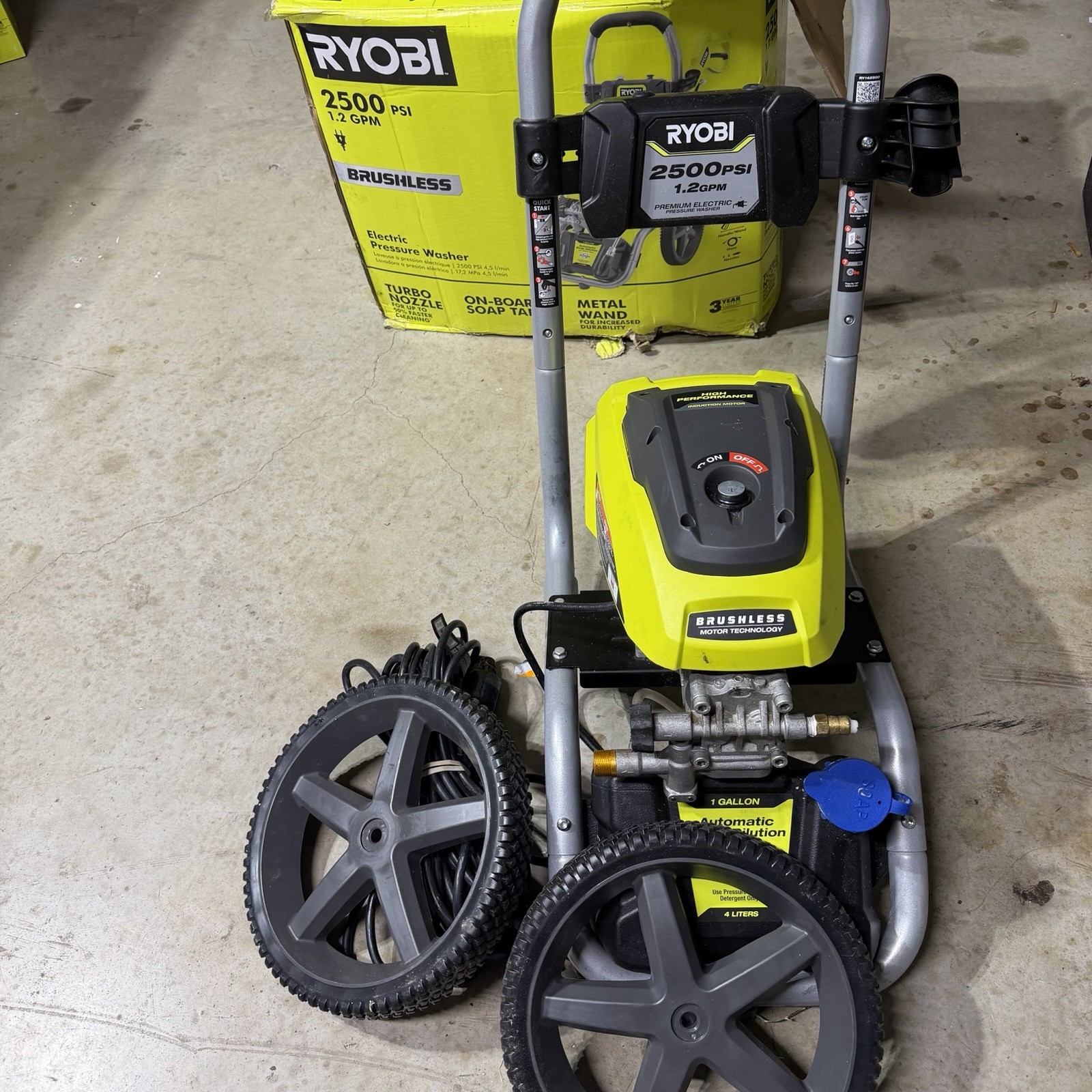 RYOBI RY142500 2500 PSI 1.2 GPM Cold Water Pressure Washer -For Parts- READ