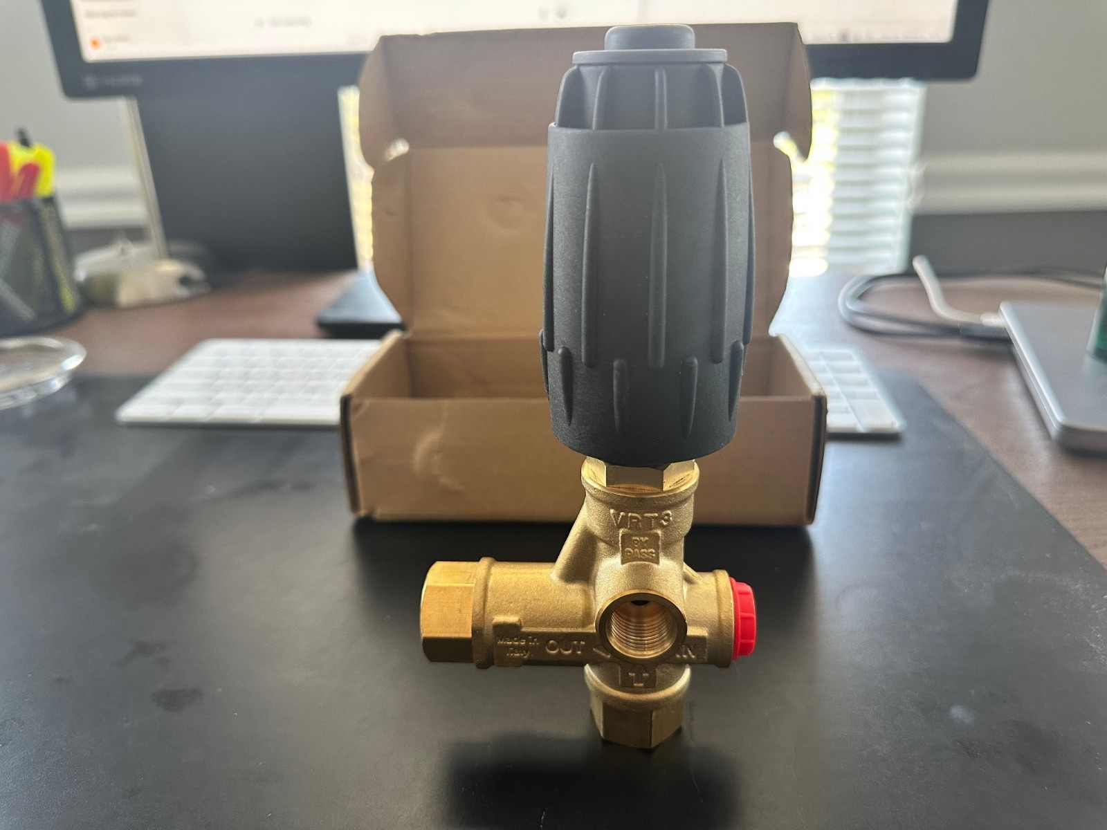 AR VRT3-310 Unloader Valve Black Spring 4500 PSI 10.5 GPM Brass New Open Box