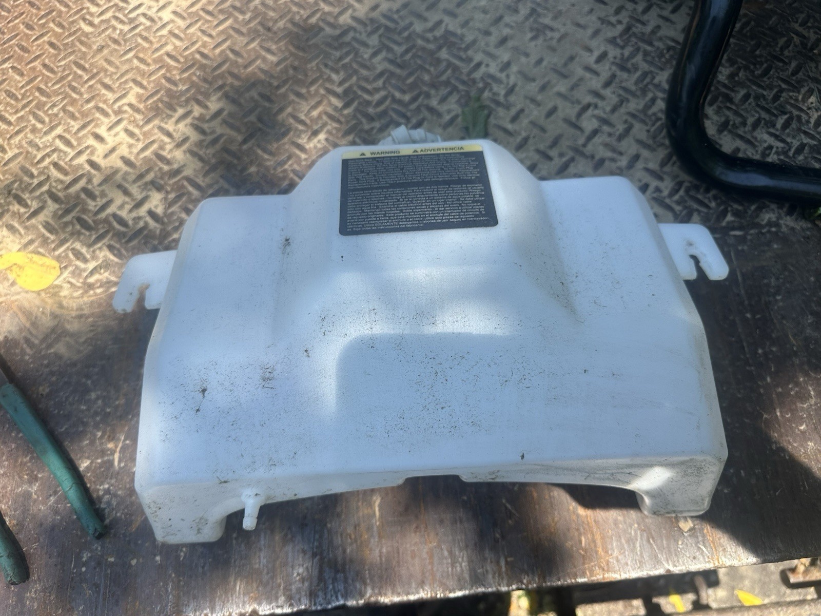 Parts Greenworks Pro Pressure Washer GWP 2300 PSI. Soap Dispenser Jug R0204664-