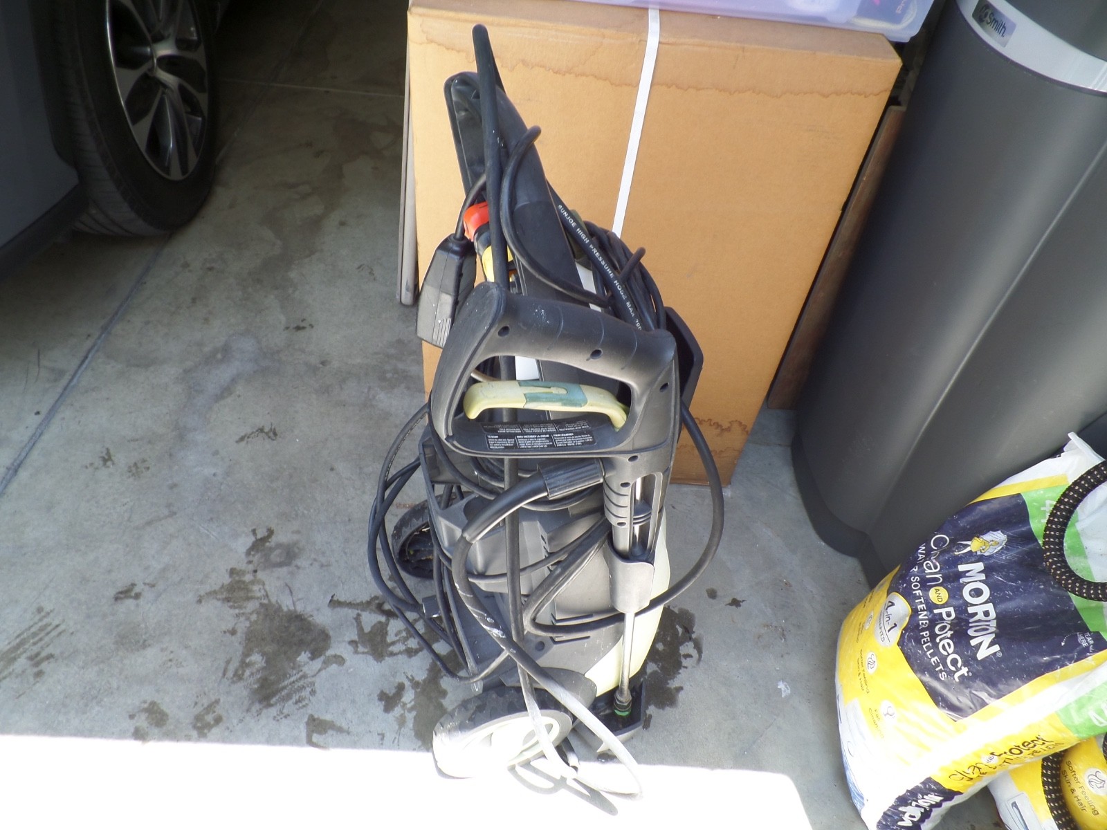 SUN JOE MODEL# SPX3000 ELECTRIC PRESSURE WASHER 2200 PSI WORKS USED!