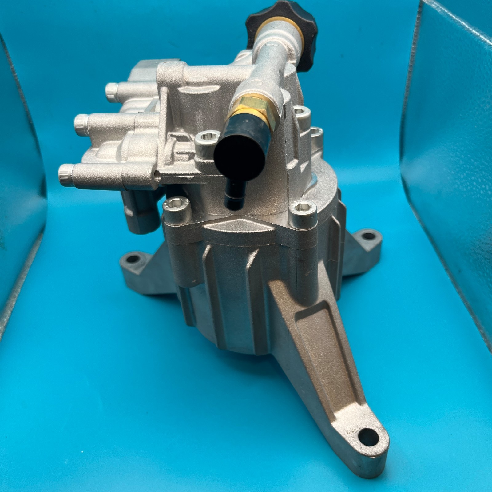 YAMATIC 7/8″ Shaft Vertical Pressure Washer Pump 3000 PSI 2.5 GPM Rear Inlet