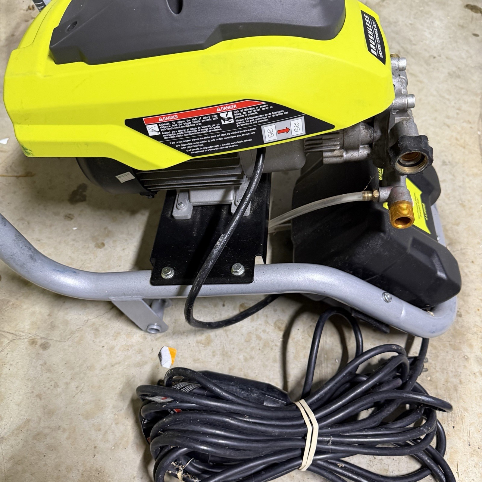 RYOBI RY142500 2500 PSI 1.2 GPM Cold Water Pressure Washer -For Parts- READ