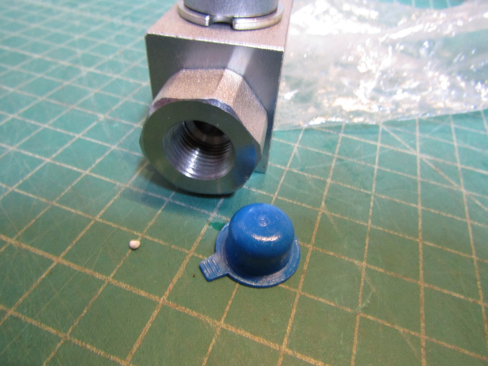 1 – Hydra Star HBVS038 3/8″ FNPT Pressure Washer Ball Valve 7250 PSI, BOE-037. N
