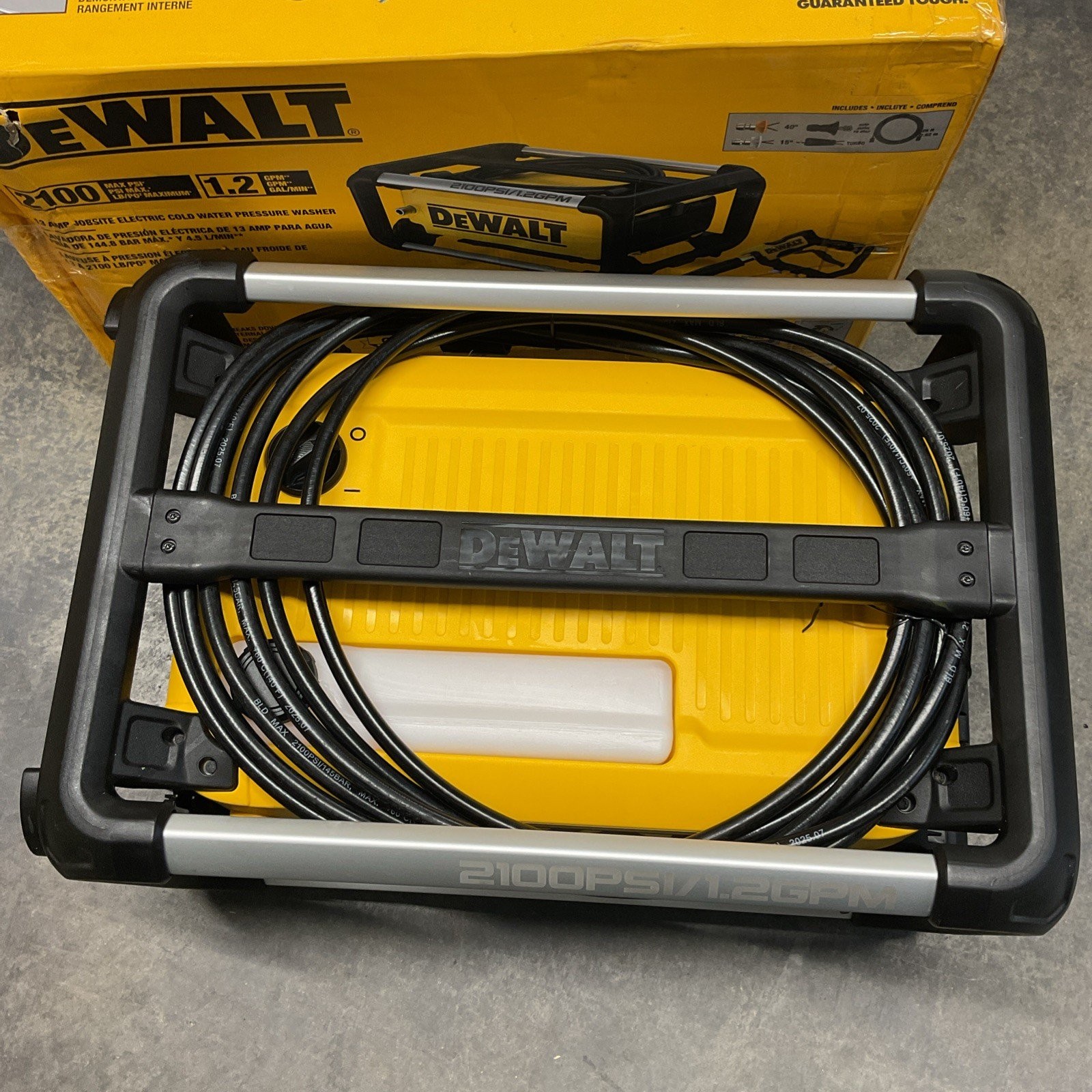 DeWalt DWPW2100 2100 PSI 1.2 GPM Electric Cold Water Pressure Washer