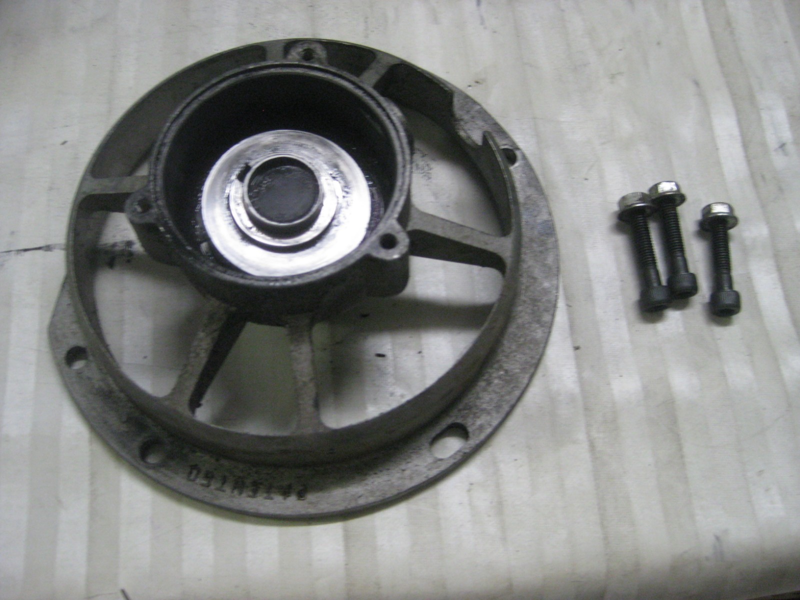 POWERMATE PRESSURE WASHER Pump MTPV84433 Flange Assembly 0058505, 57138700