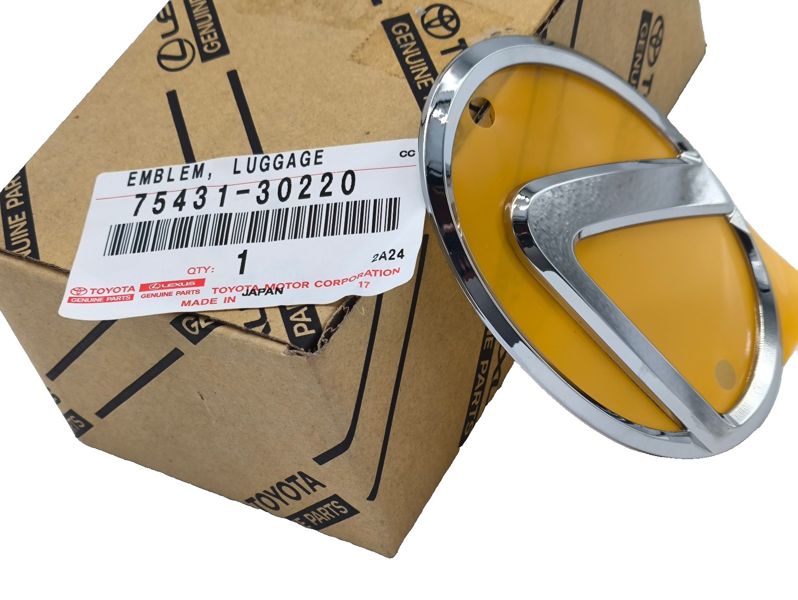 7543130220 NEW GENUINE FOR LEXUS GS300 400 430 1999-05 CHROME REAR TRUNK EMBLEM