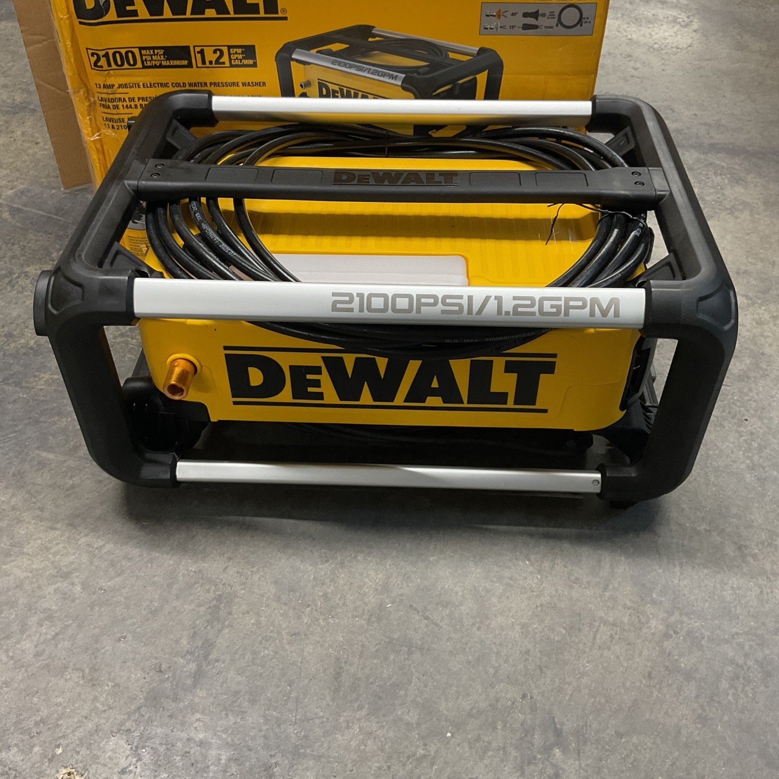 DeWalt DWPW2100 2100 PSI 1.2 GPM Electric Cold Water Pressure Washer