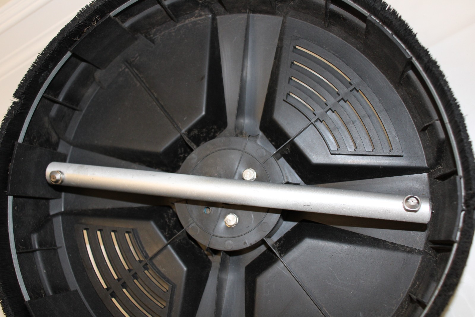 SurfaceMaxx 14-inch Surface Cleaner 1600-3400 PSI Pressure Power Washer “CLEAN”