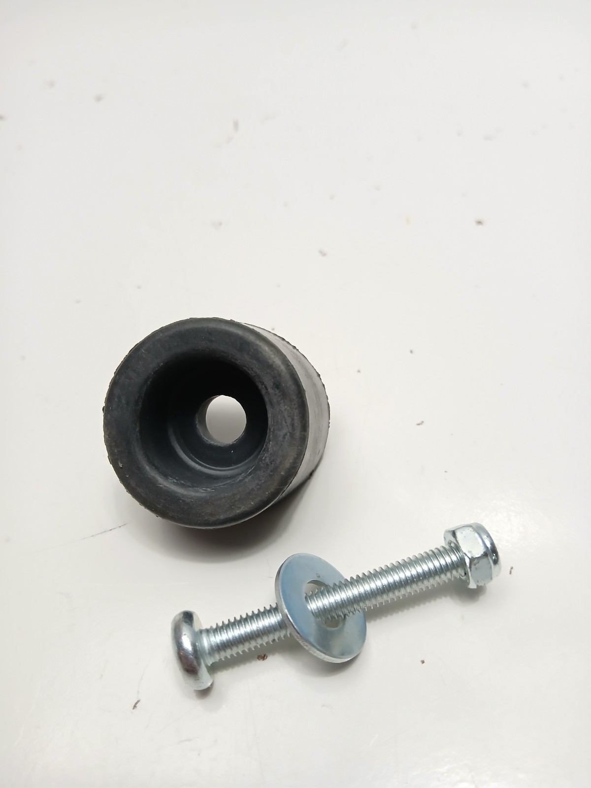 Ryobi OEM Rubber Shoe Assembly RY142300 Corded 2300psi Pressure Washer