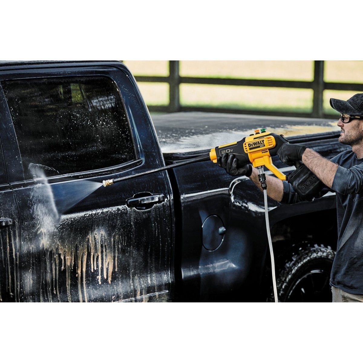 Dewalt 20V Max* 550 Psi Cordless Power Cleaner Kit