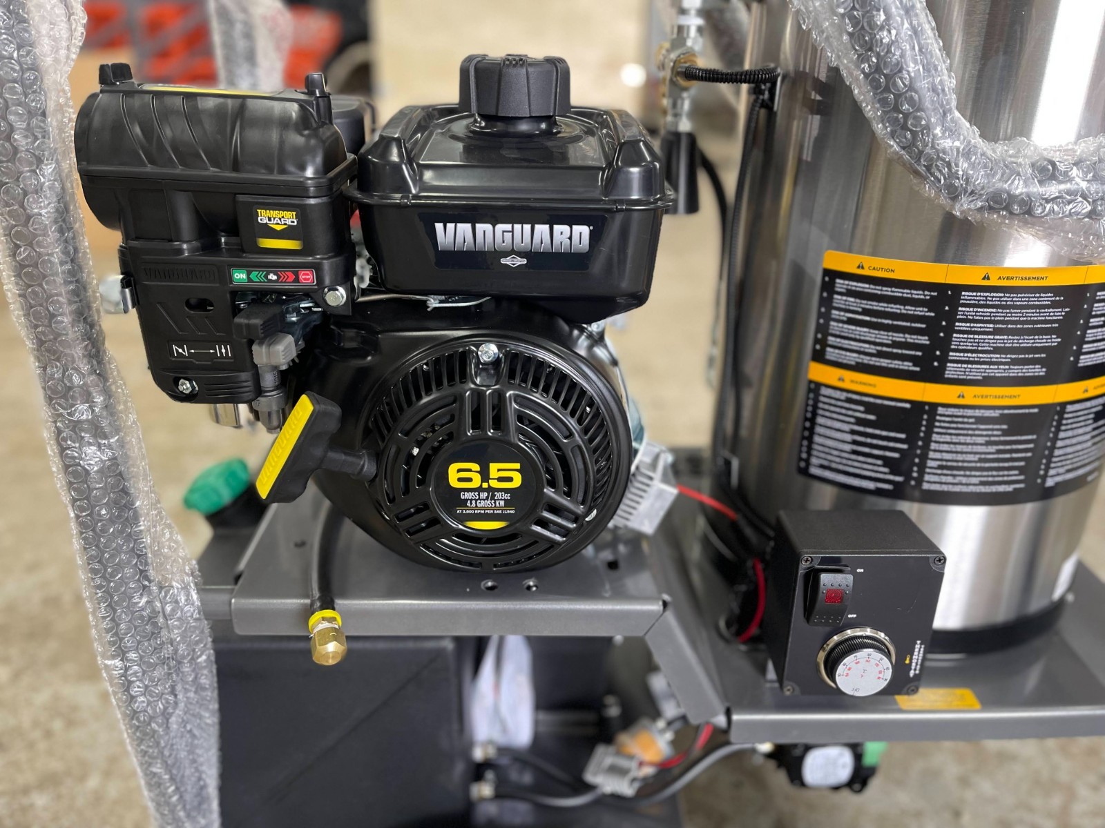 BE Commercial Hot Water Pressure Washer – Vanguard 200 AR Triplex 3.0GPM 2700PSI