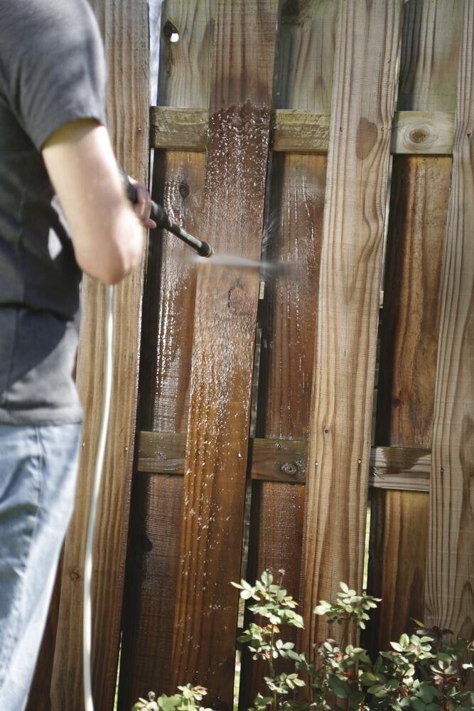 1600 PSI 1.2 GPM 13 Amp Corded Electric Pressure Washer Interchangeable Wand