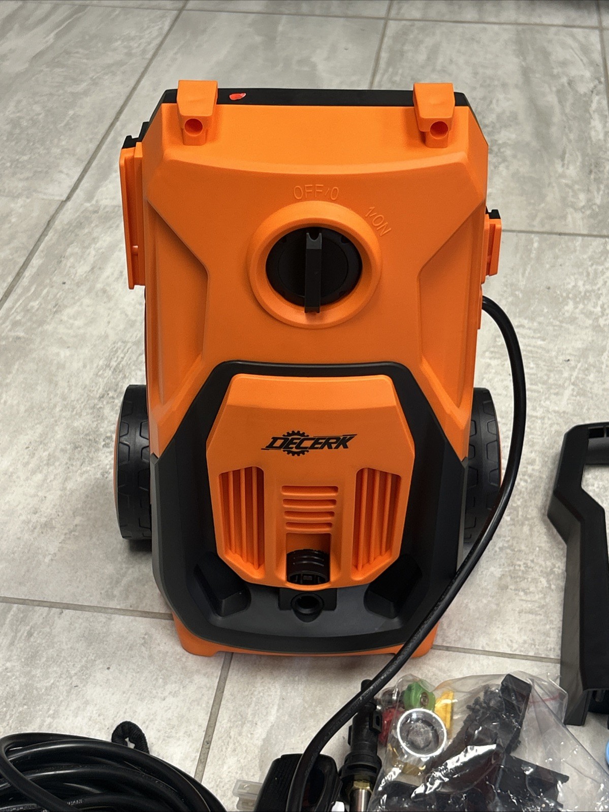 Decerk Electric Pressure Washer 1160-1800 PSI Orange