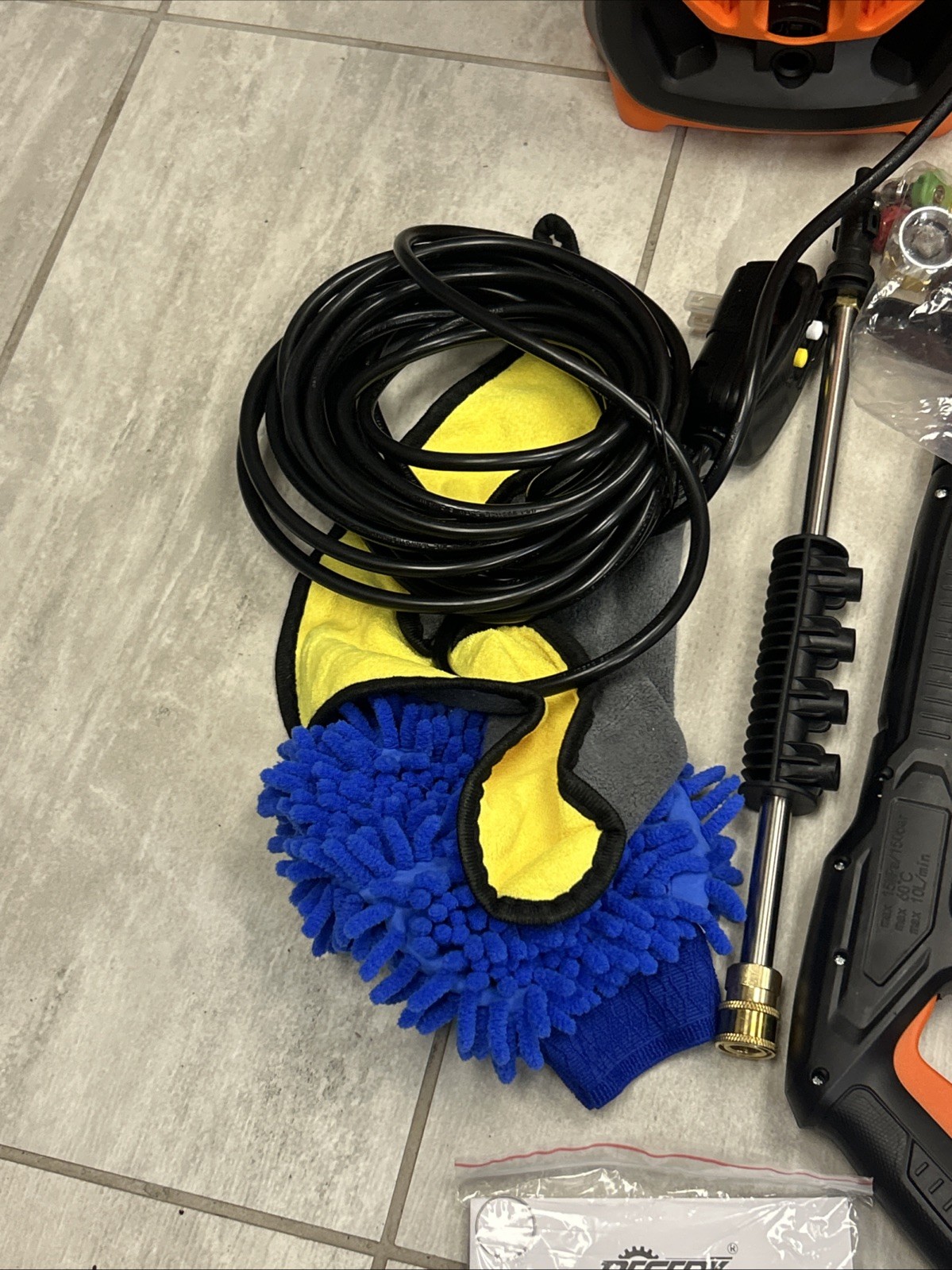 Decerk Electric Pressure Washer 1160-1800 PSI Orange