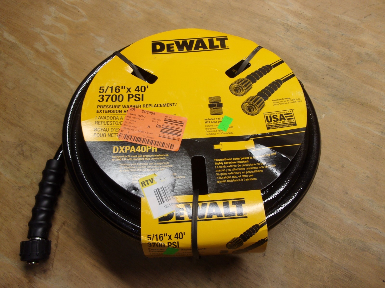 DEWALT 5/16″ X 40′ 3700 PSI PRESSURE WASHER EXTENSIONHOSE W/COUPLER # DXPA40PH