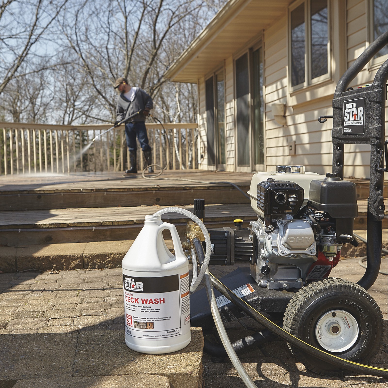 NorthStar Pressure Washer High-Performance Deck Wash Concentrate, 1-Gallon,