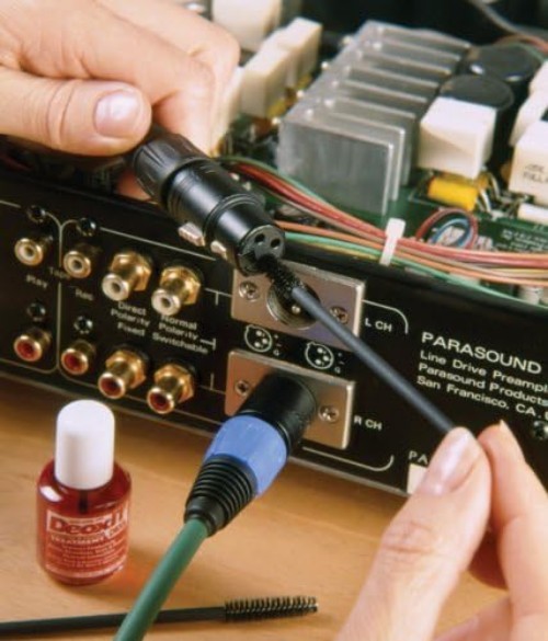 Cleaner & Protector for Electronic Connections