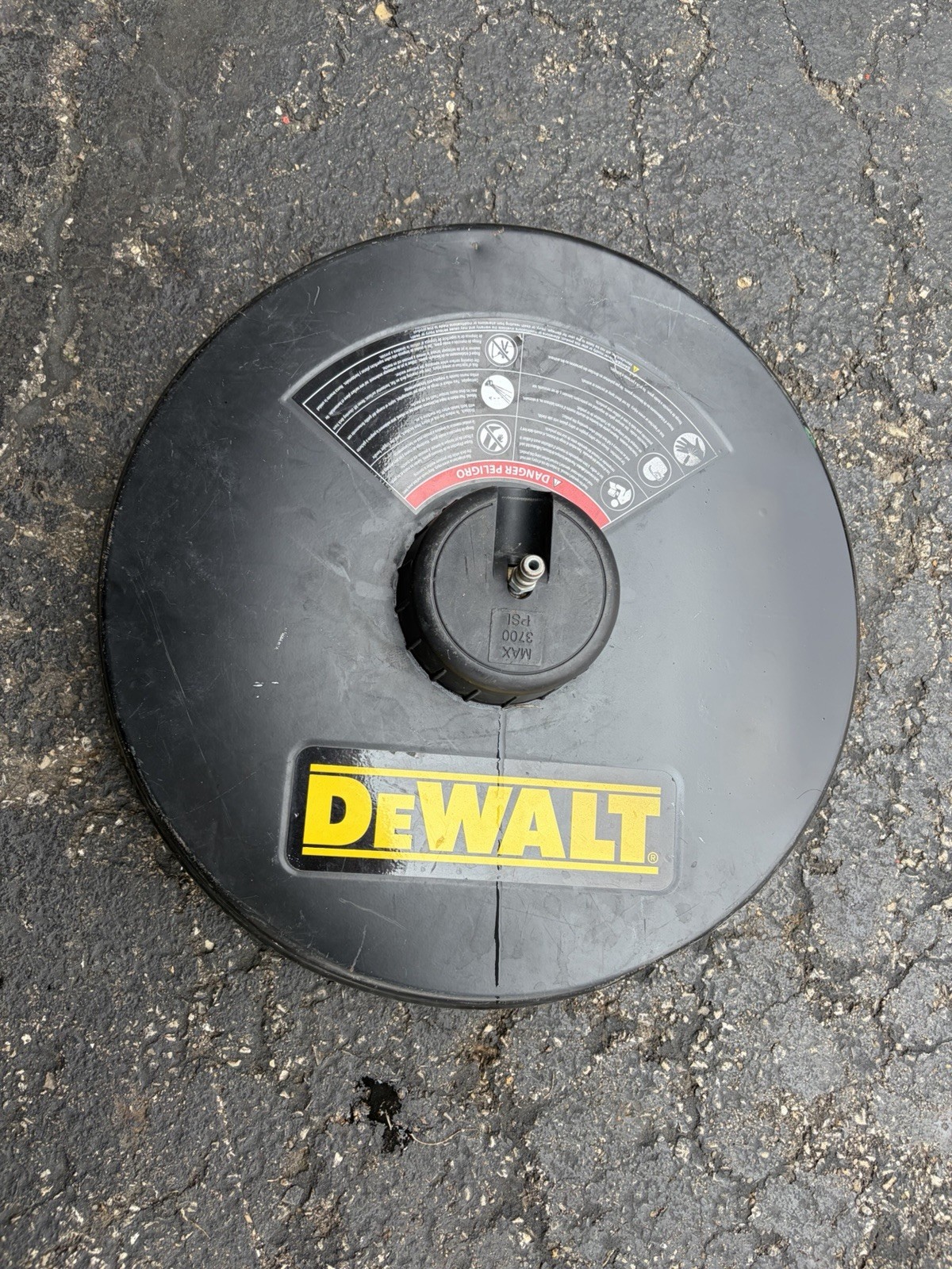 DEWALT 80472 18 INCH SURFACE CLEANER COLD WATER PRESSURE WASHERS 3700PSI, NEW