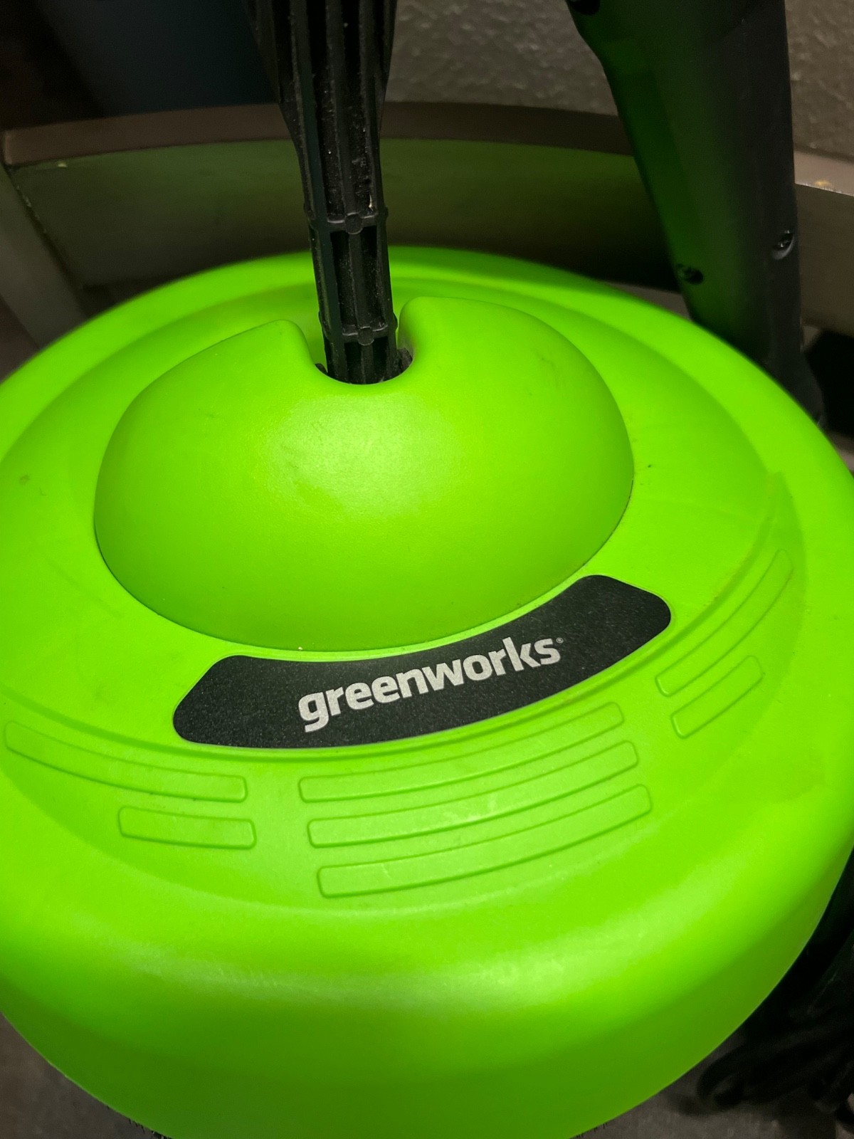 Greenworks 1900-PSI 1.2-GPM Cold Water Electric Pressure wash with 2 spray tips