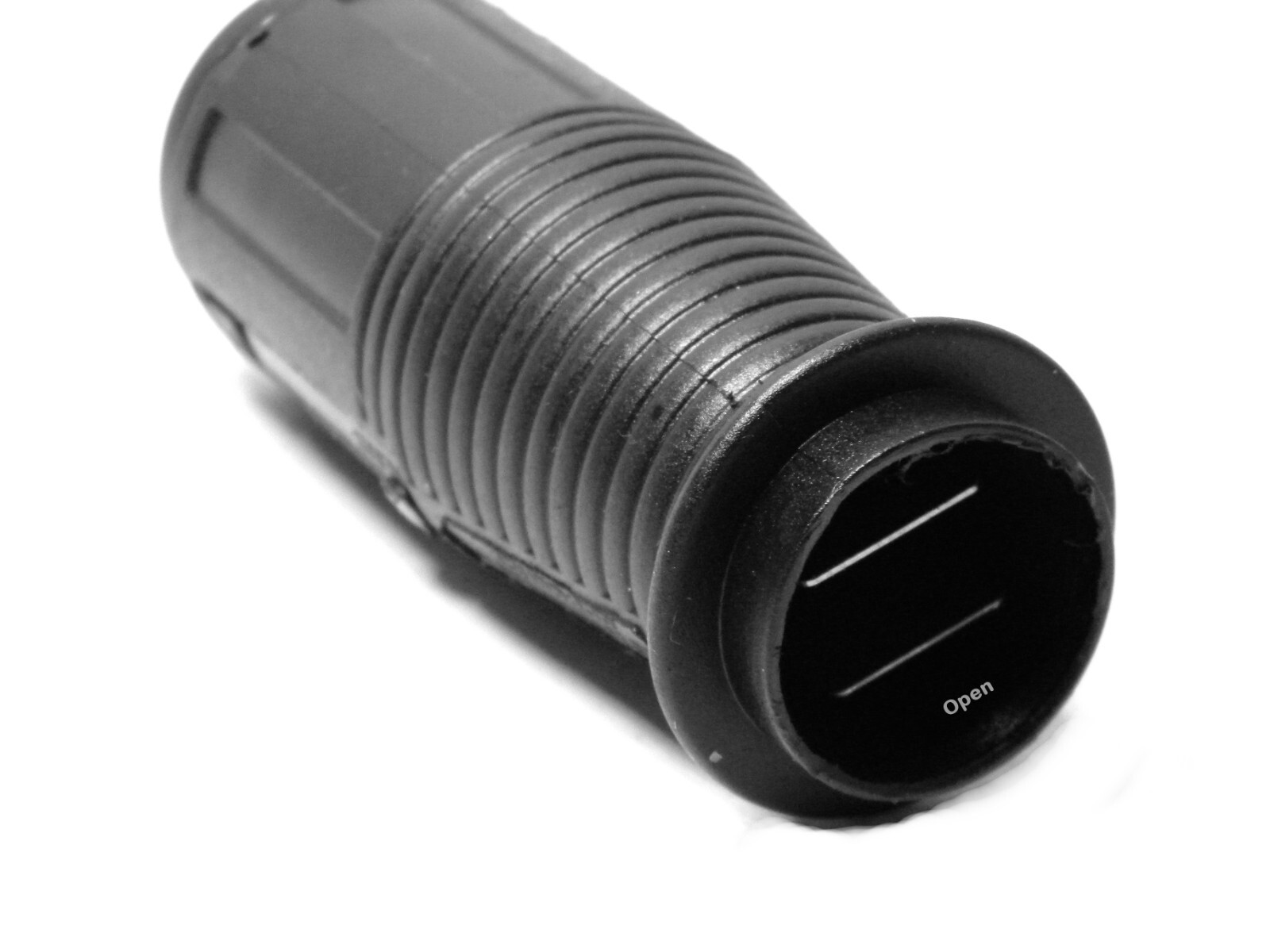 Pressure washer adjustable spray nozzle