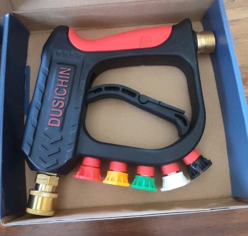 DUSICHIN Pressure Washer Short Wand High Power Spray Gun 5 Nozzle Tips and Hose
