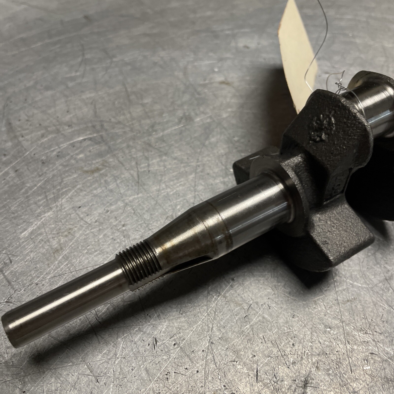 OEM GOOD USED BRIGGS 10A902-0156-01 CRANKSHAFT 496839 READY TO USE