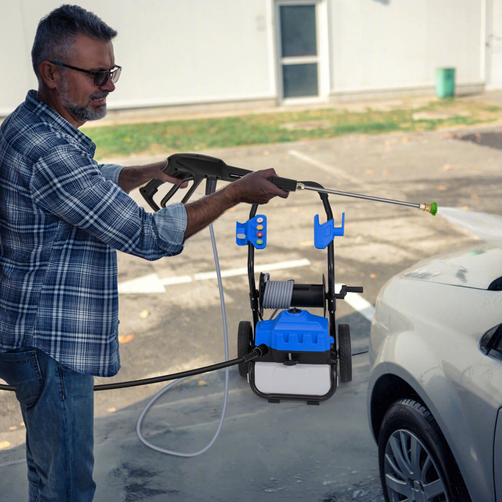 Electric Pressure Washer w/ Wheels 5 Quick Connect Nozzles Soap Bottle spray gun