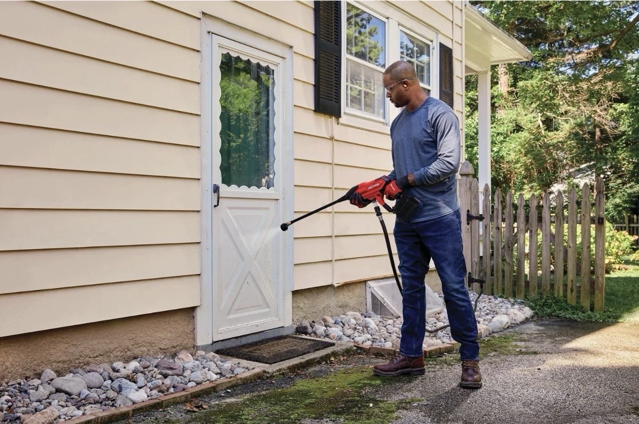 CRAFTSMAN V20* Cordless 350 MAX PSI* Power Cleaner (Tool Only) – CMCPW350B