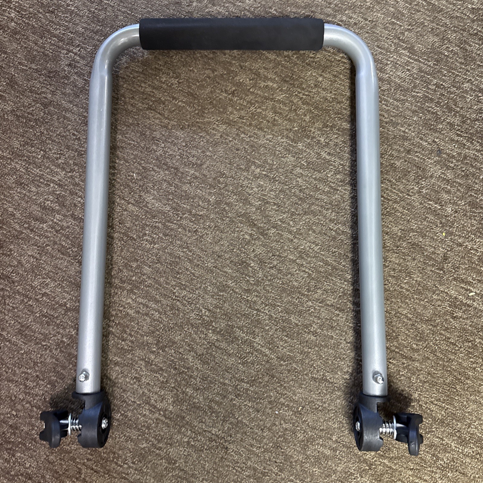 Husqvarna PW 2300 Pressure Washer handle