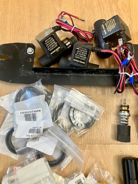 AAA – SIMPSON – DEWALT – OEM – FNA – PRESSURE WASHER PUMP PARTS – FREE SHIPPING