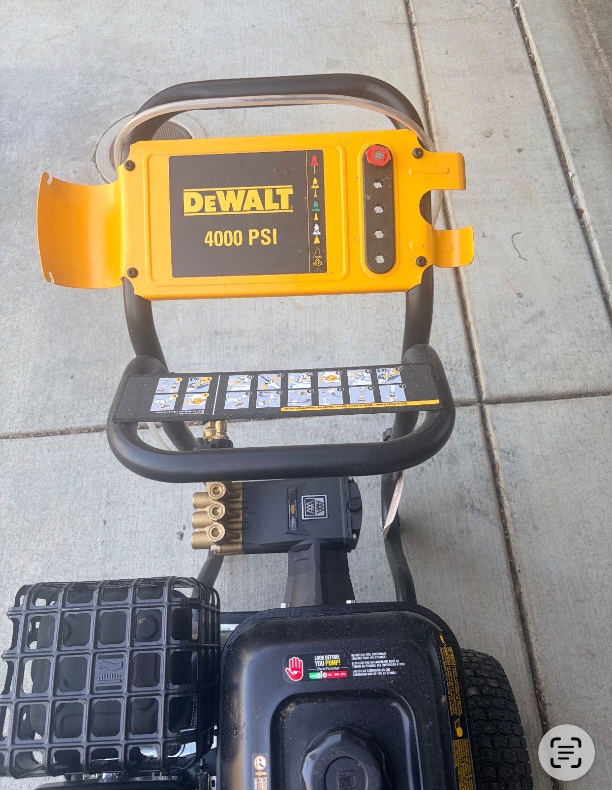 DEWALT Gasoline Pressure Washer 4000 PSI Star Pro Pump, Carry Handle, Hose, Wand