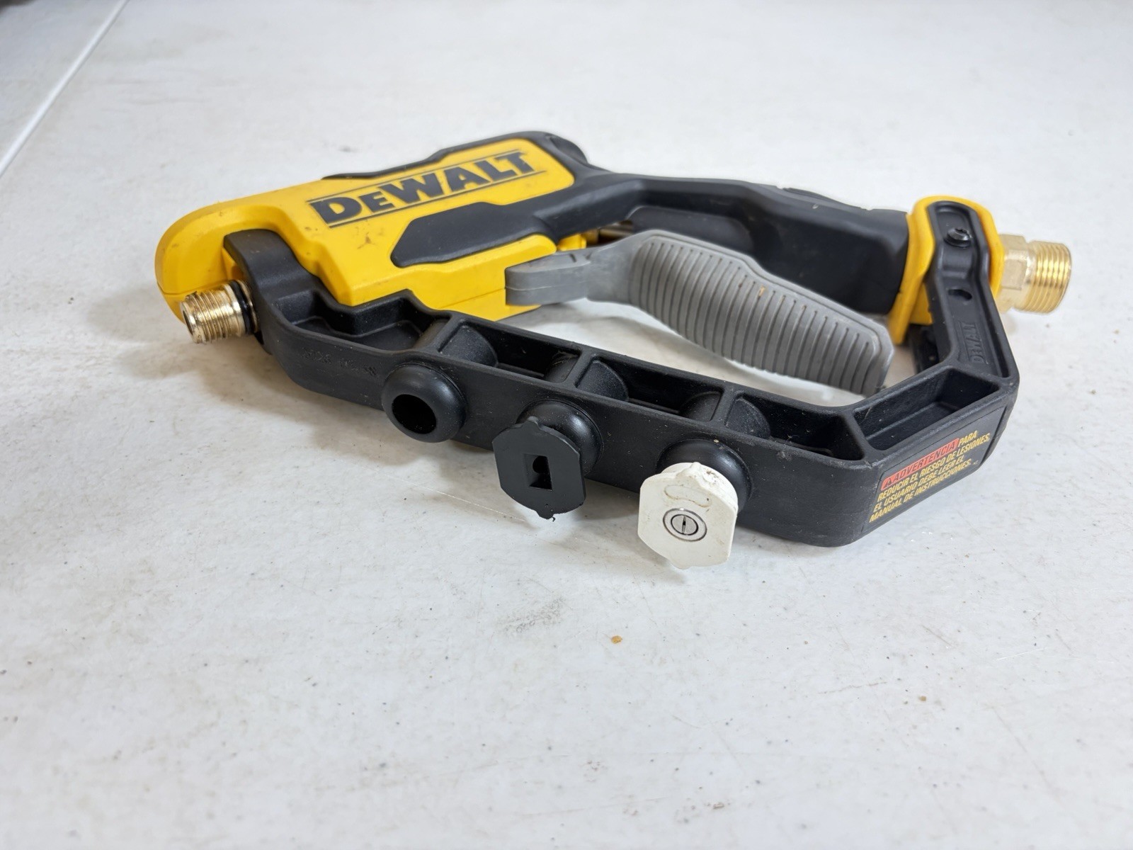 DEWALT 2100 PSI 1.2 GPM 13 Amp Cold Water Electric Pressure Washer DWPW2100