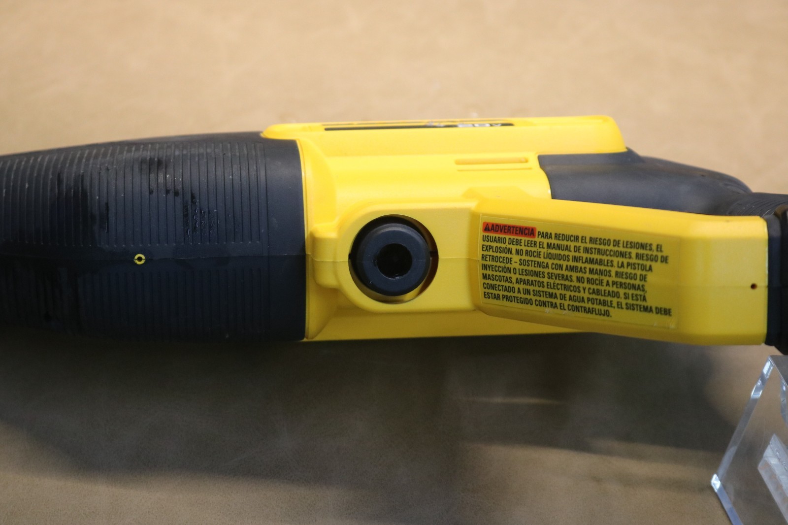 Dewalt DCPW550 cold water pressure washer NEEDS HOSE ADAPTER