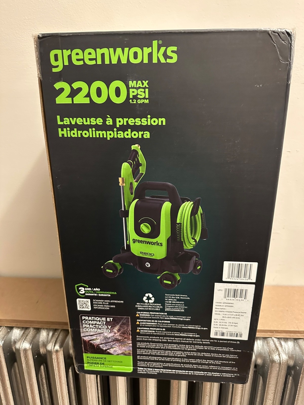 Greenworks 2200PSI 1.2GPM Four-Wheel Pressure Washer w/5 Nozzles& Detergent Tank