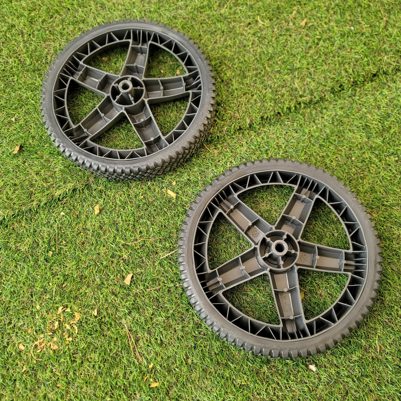 Ryobi High Performance Water Electric Pressure Washer Wheels Pair RY142500