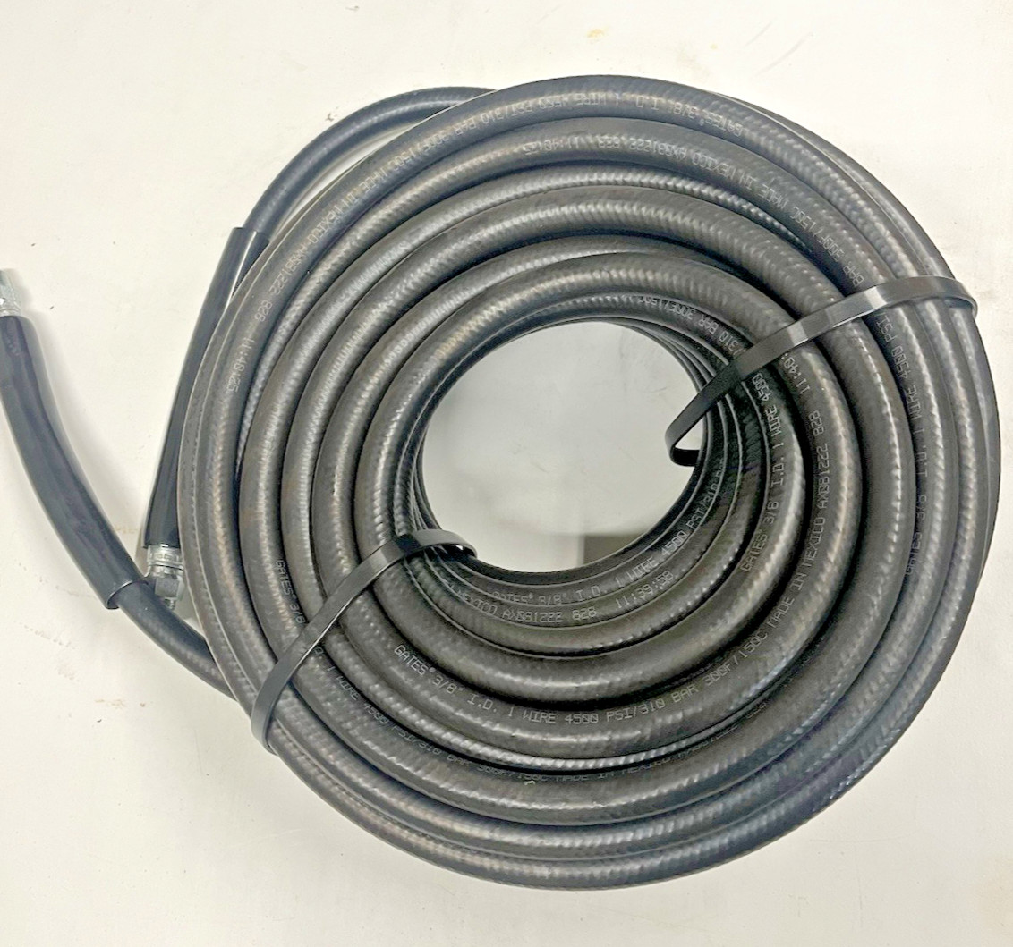 100′ 3/8″ 1-Wire 4,500 PSI Smooth Skin Black Pressure Washer Hose Swivel Ends
