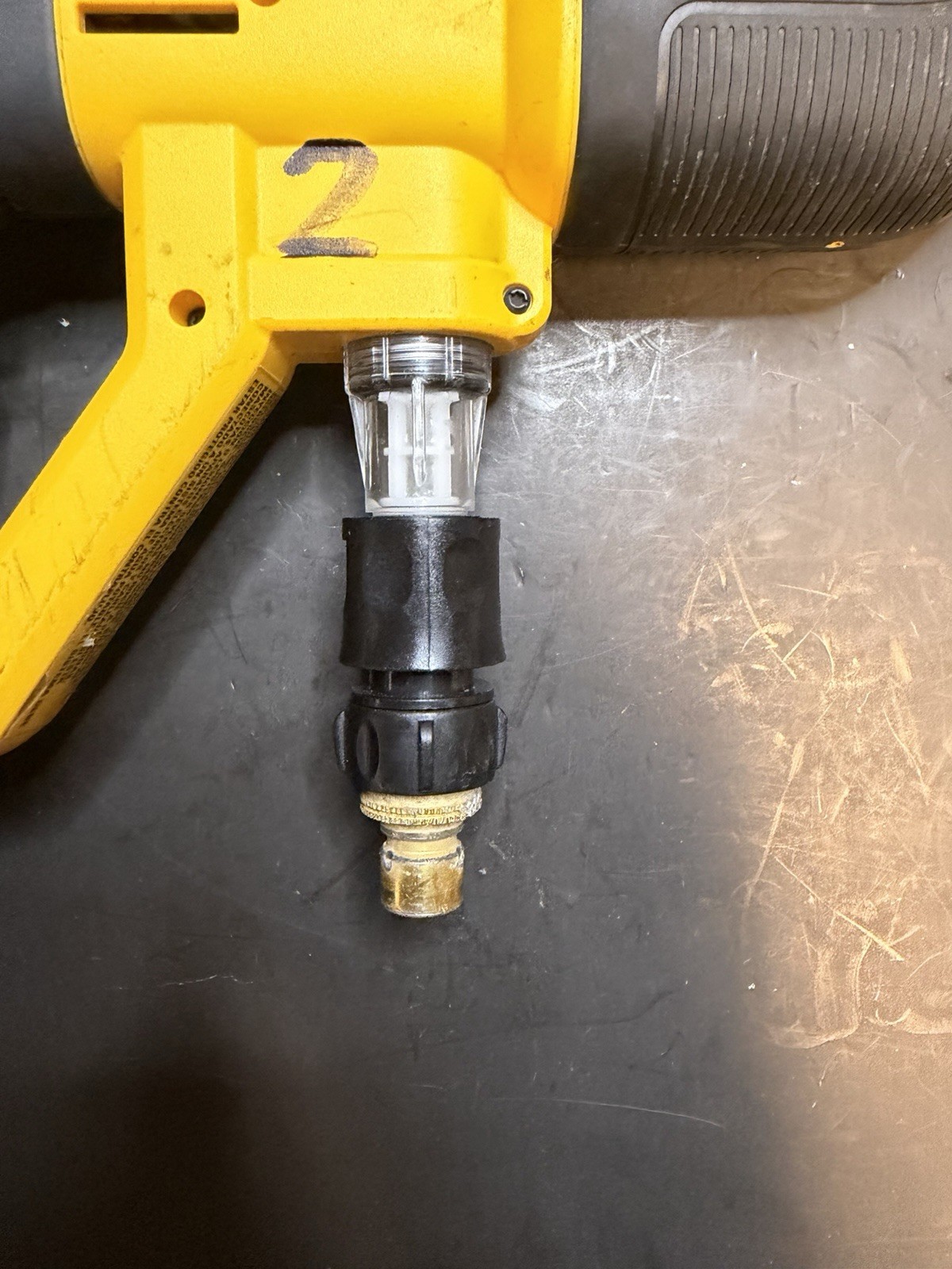 DEWALT DCPW550 20V Cordless Cold Water Pressure Washer 550 PSI w/ Wand