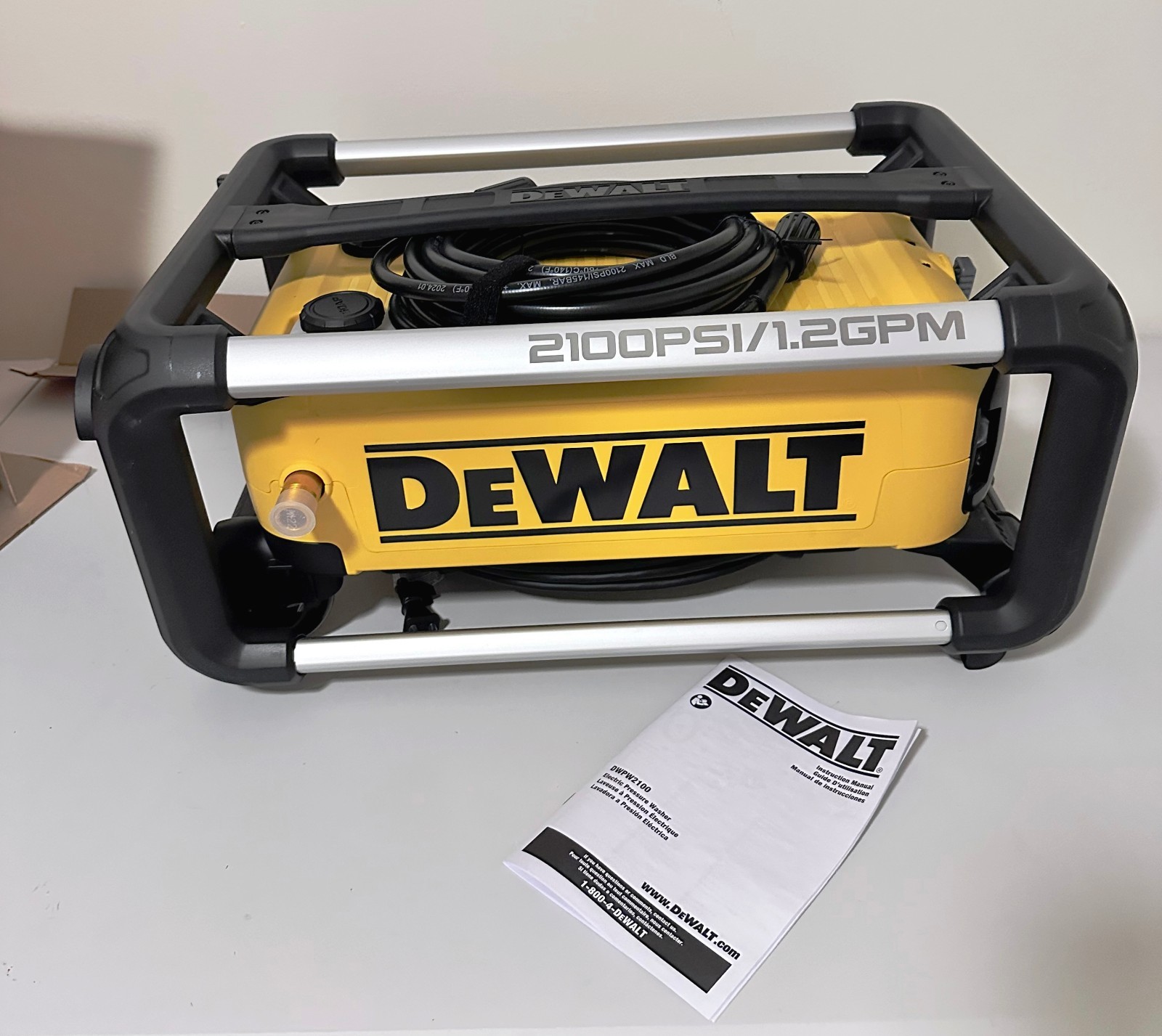 Dewalt 2100 PSI/1.2GPM Pressure Washer