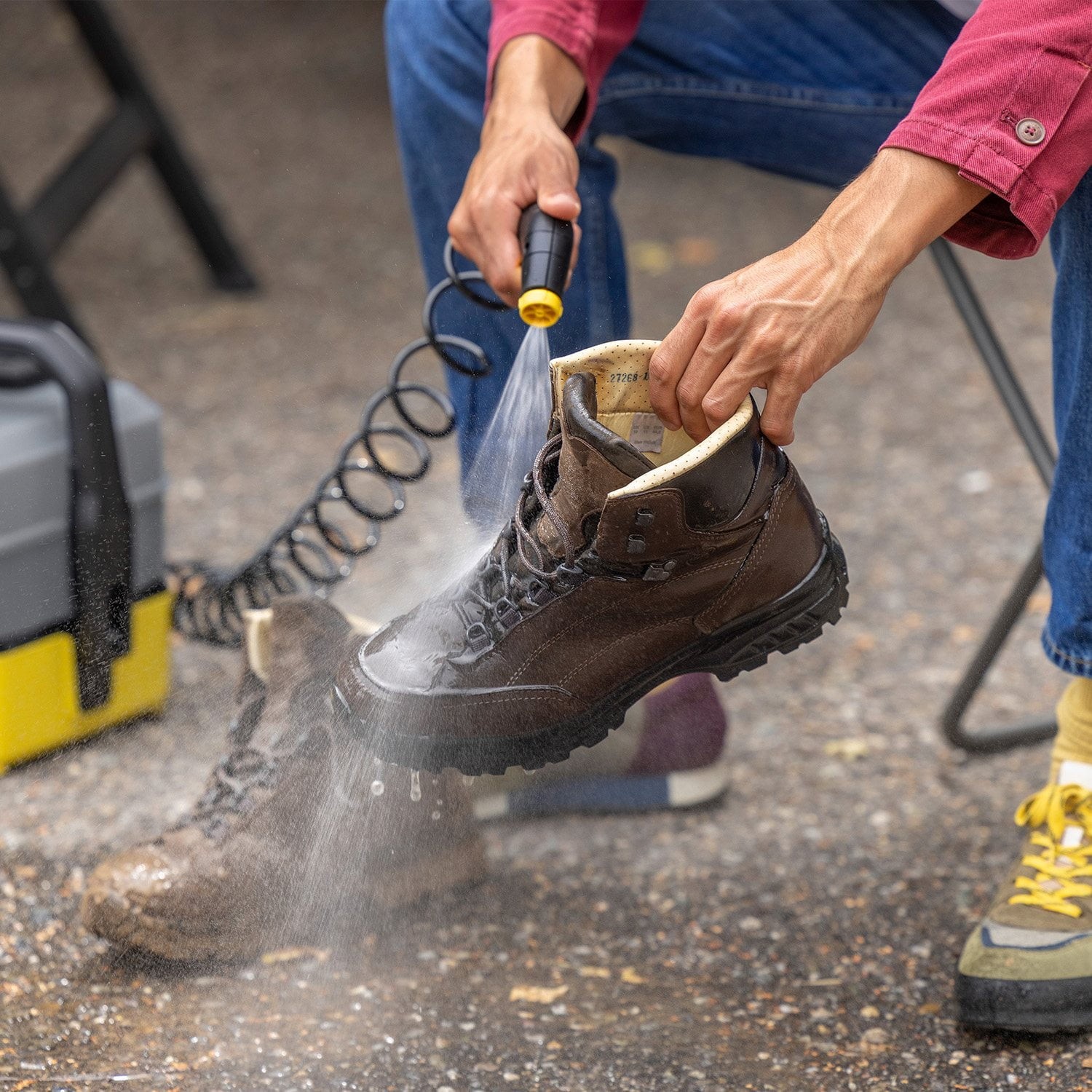 Karcher OC 3 Plus Portable Outdoor Cleaner with Tank & Battery, Low Pressure