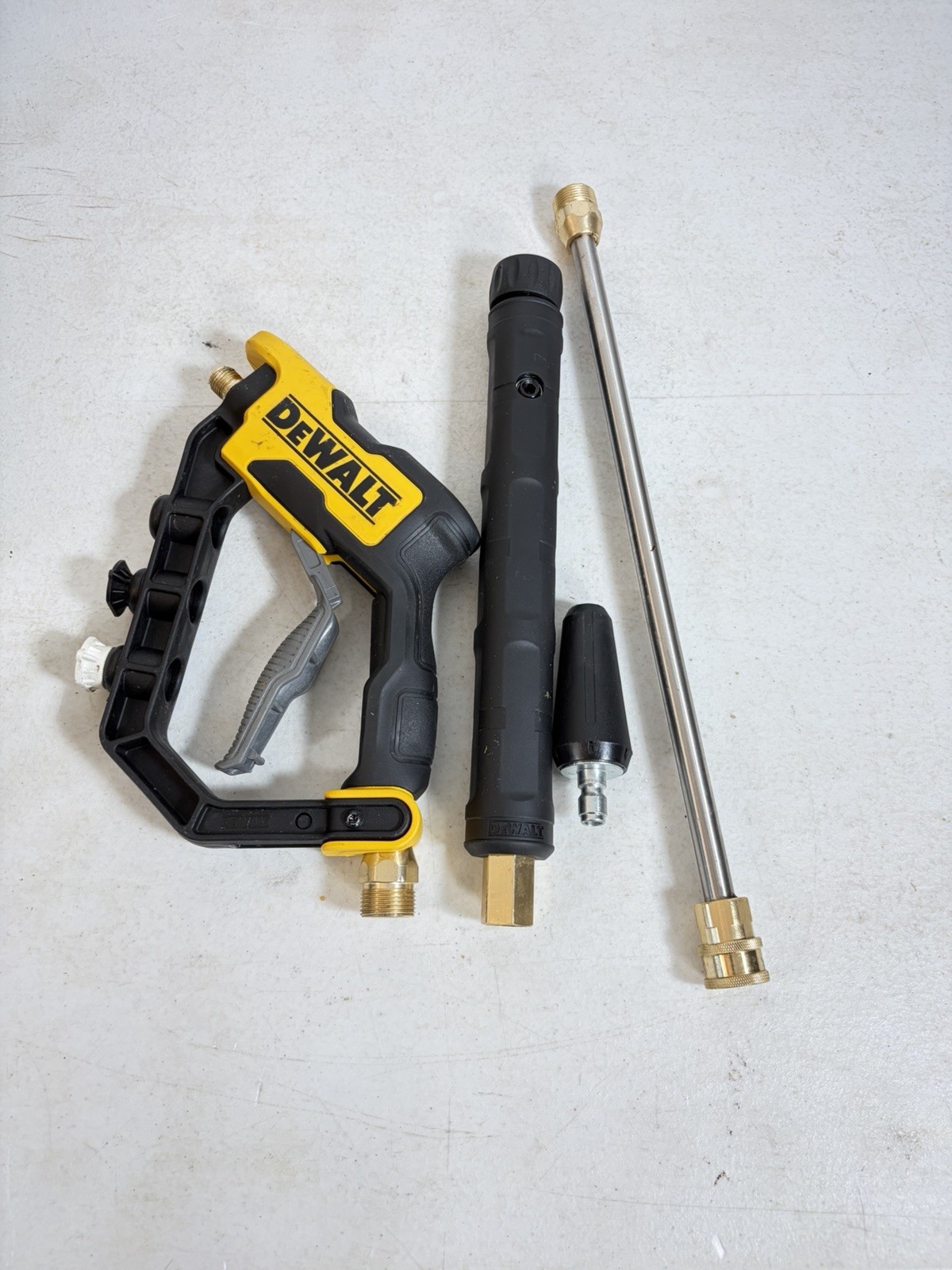 DEWALT 2100 PSI 1.2 GPM 13 Amp Cold Water Electric Pressure Washer DWPW2100