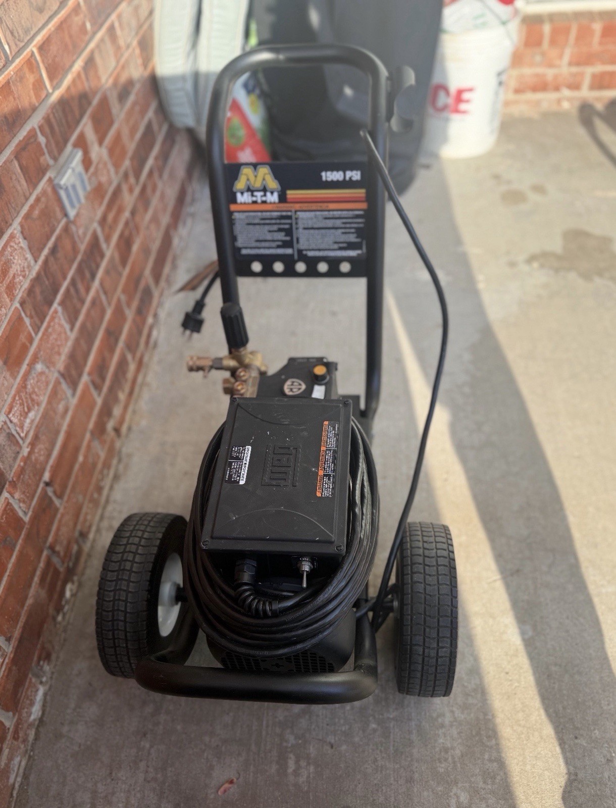 Mi-T-M Gc-1502-0Me1 Light Duty 1500 Psi 2.0 Gpm Cold Water Electric Pressure