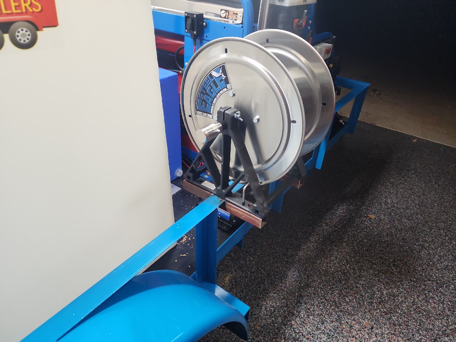 DETRAILERS DUAL LINE HOT WATER – SOFT WASH HYBRID TRAILER