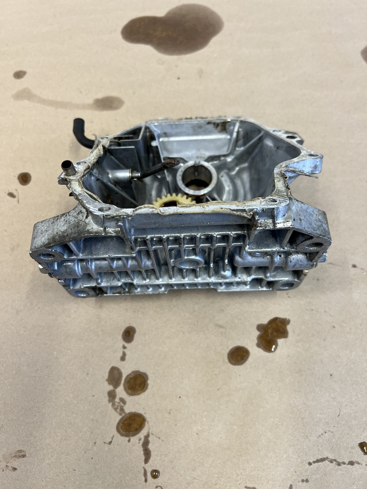 Honda XR2600 5.0 HP Crankcase Halve Engine Case Bottom B240
